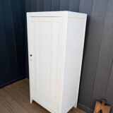 Armoire parisienne