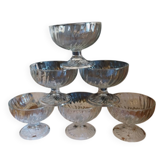 Vintage Arcoroc dessert cups