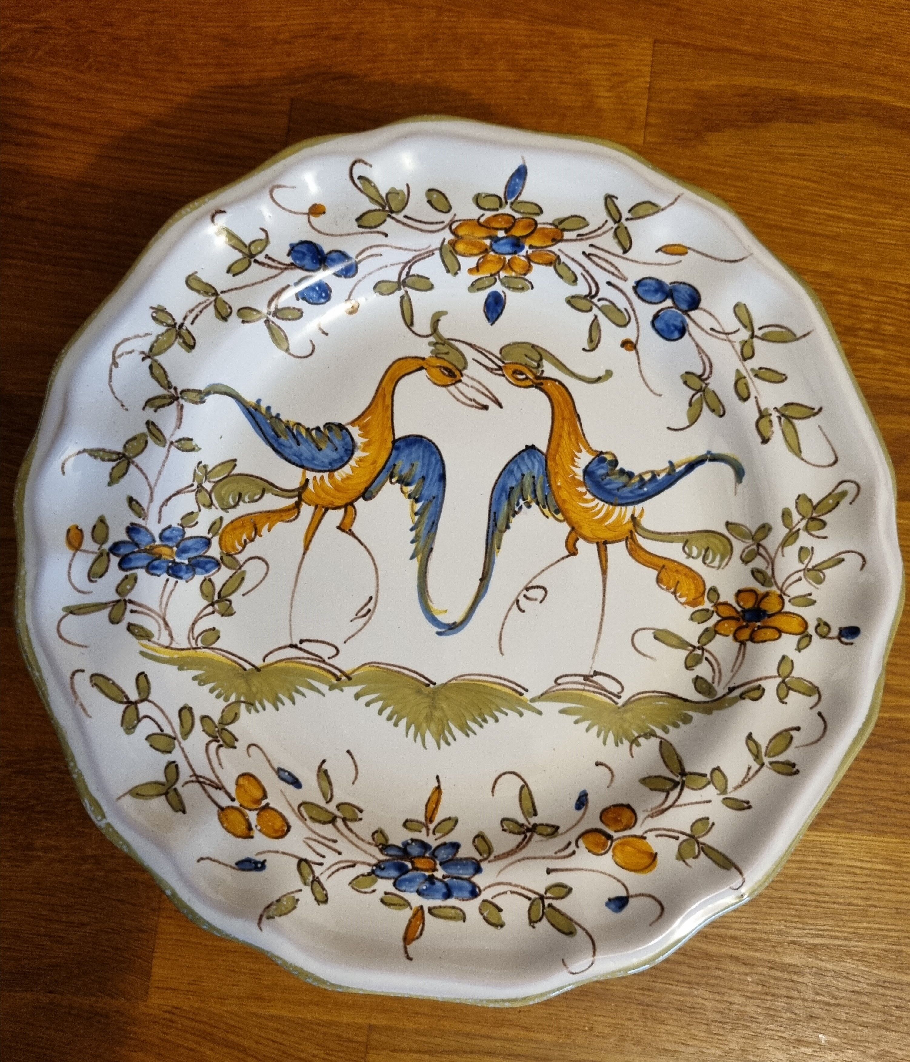 Assiette de présentation sur pied douche Martres Tolosane décor Moustier