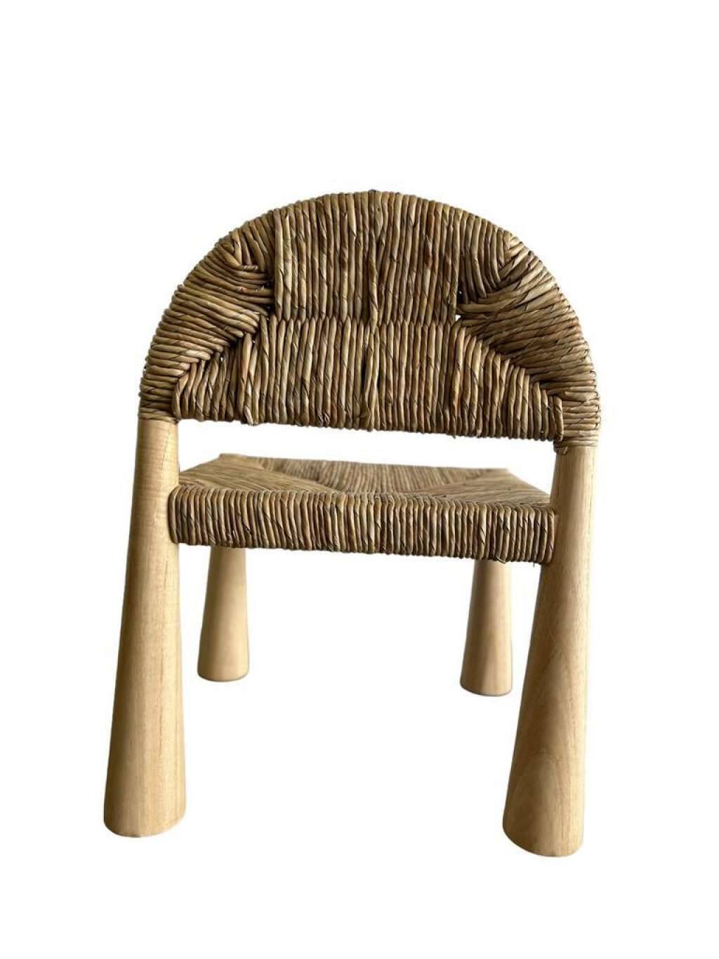 Solid wood chair with conical legs