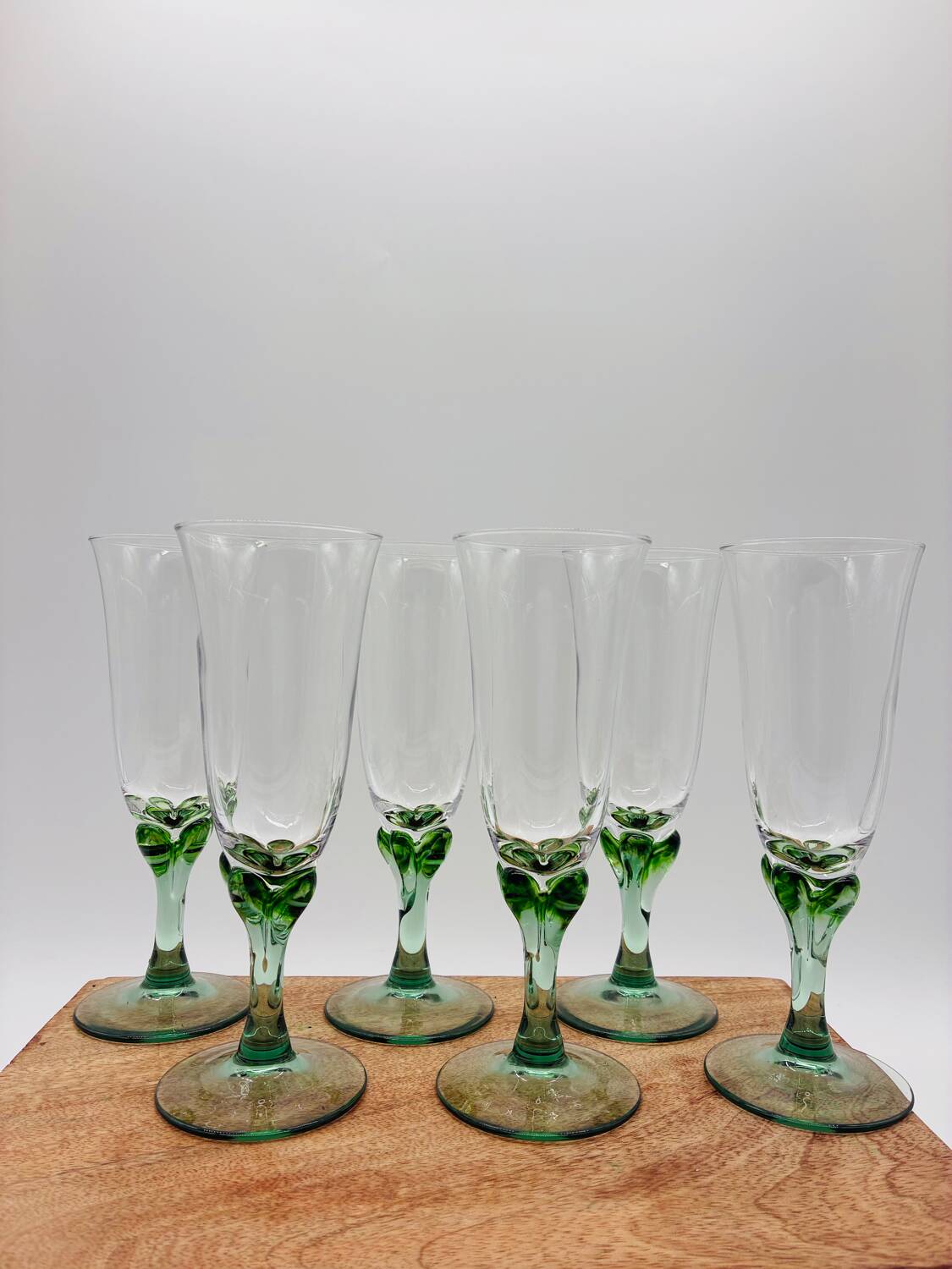 6 vintage champagne flutes, green stem, France
