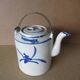Antique CHINESE Porcelain TEAPOT in blue & white, late 19th century.