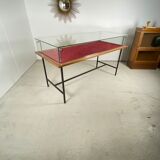 Vitrine sur table 1950