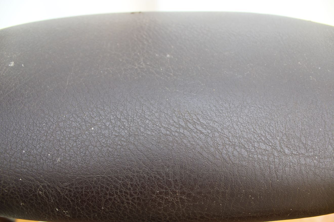 Workshop stool