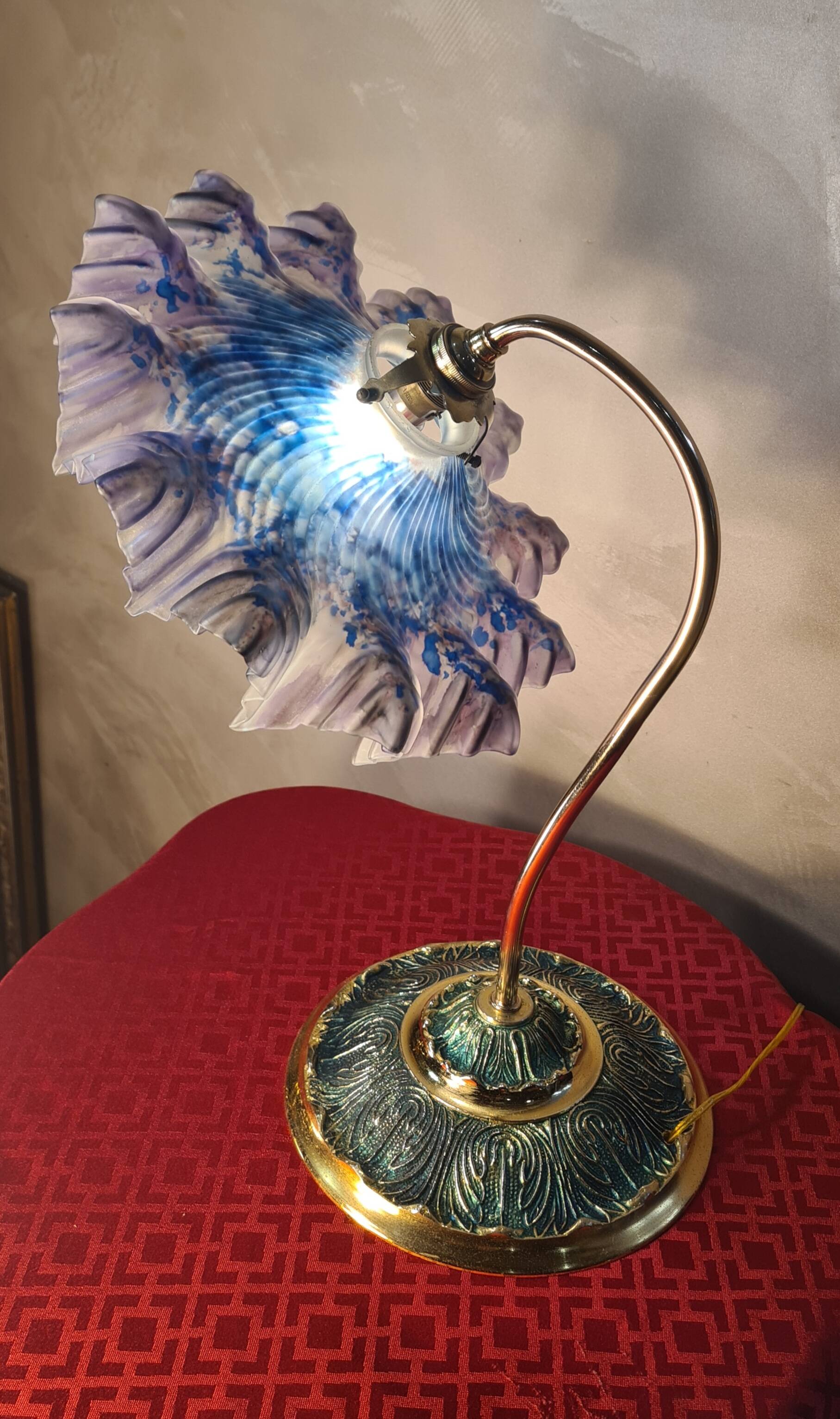 Art Nouveau lamp with Neo Classic lace shade 40x35