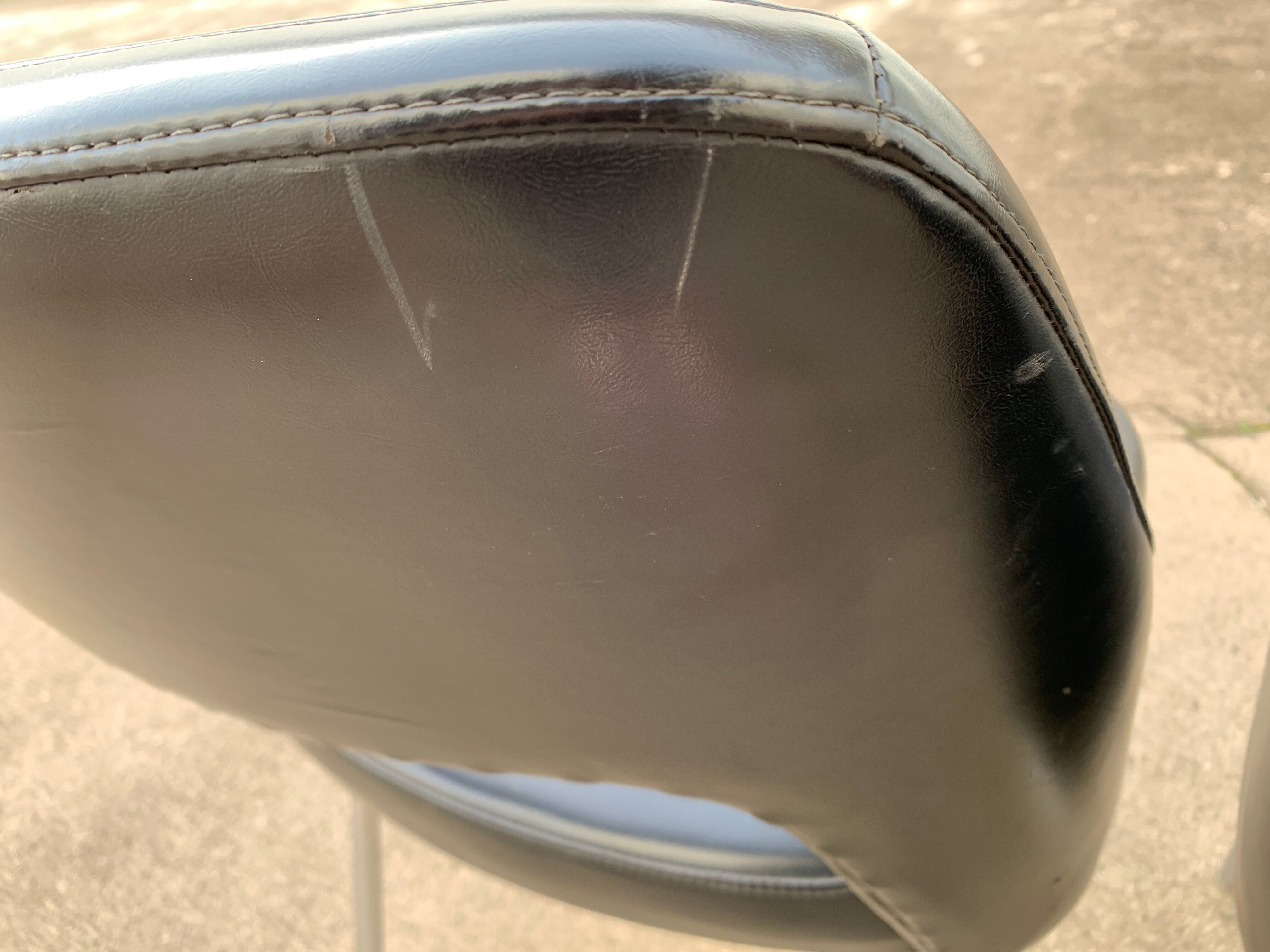 Pair of chairs conference Line Roset