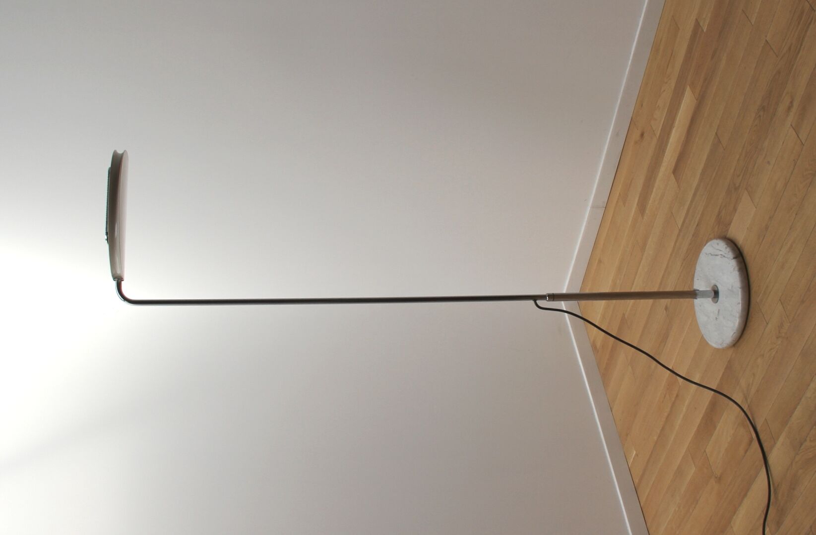 Mezzaluna, bruno gecchelin floor lamp