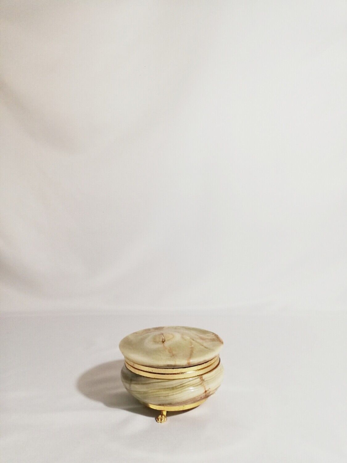 Alabaster jewelry box