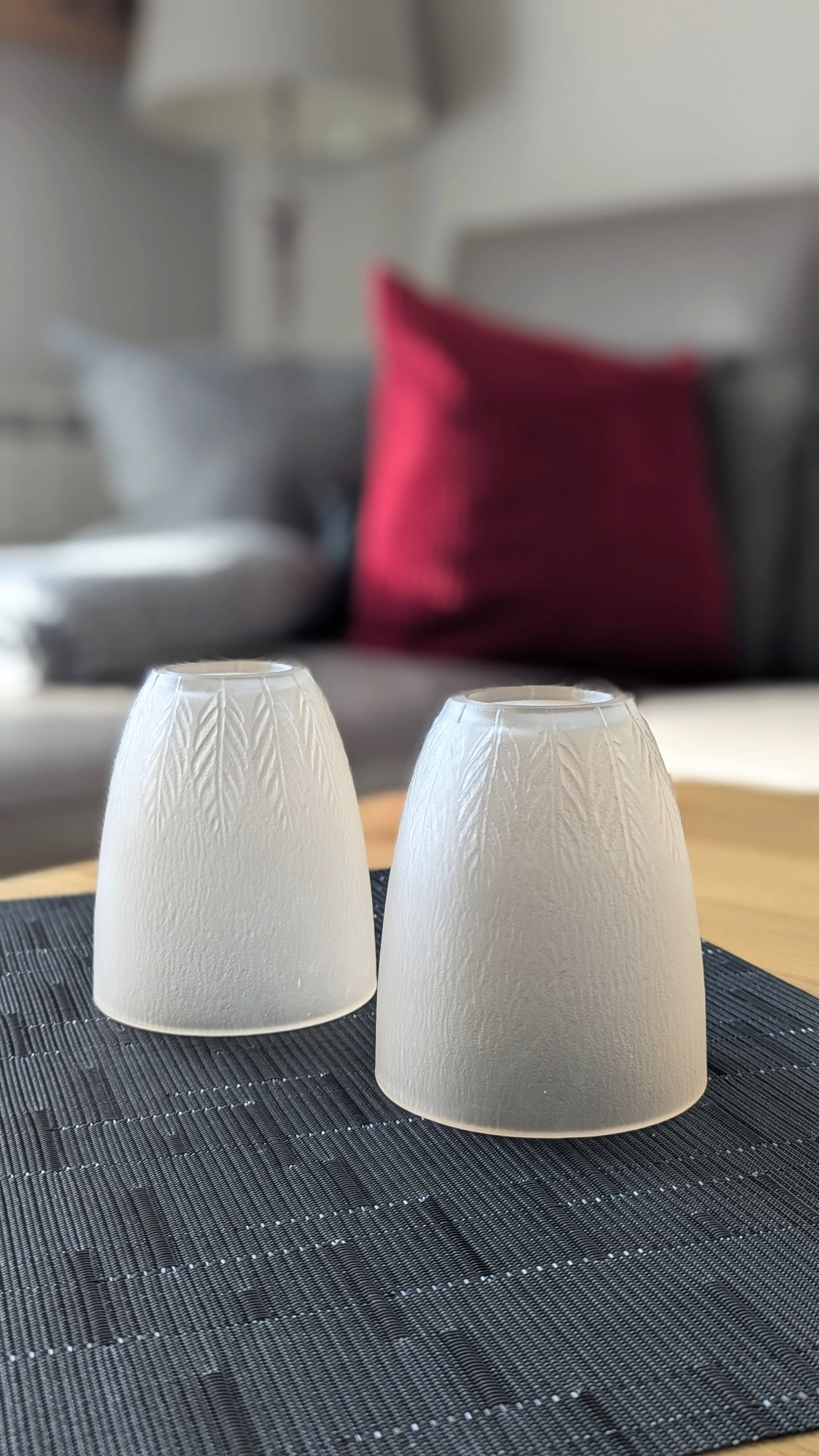 Set of 2 amber effect tulips with leaves (L-0210-4)