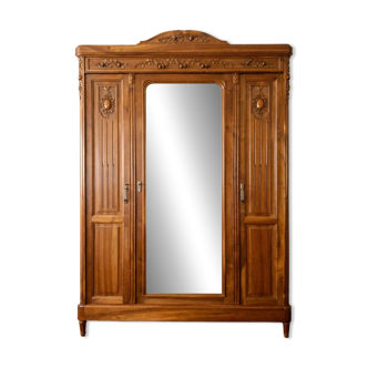 Louis XVI style wardrobe in solid walnut wood.