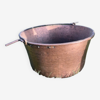 Large copper pot