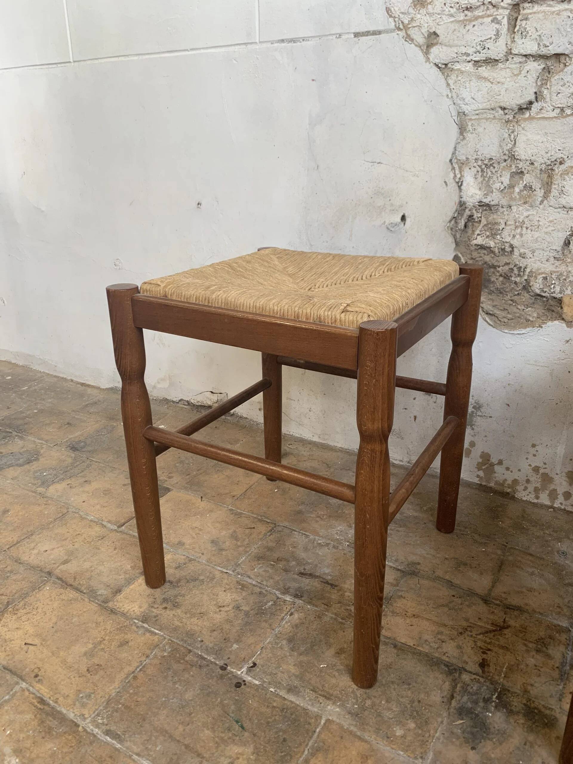 Pair of 20th-century wooden stools with straw seats