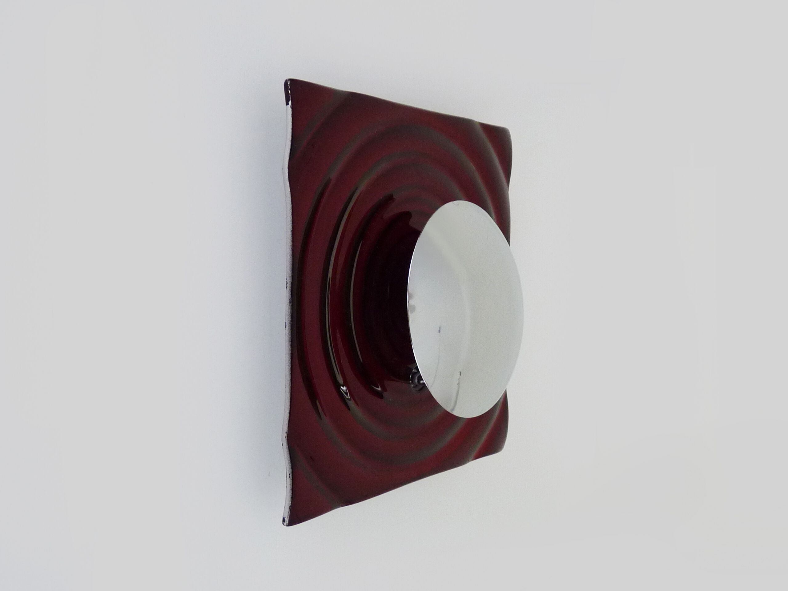 Paul Neuhaus wall lamp in red glass and chrome reflector