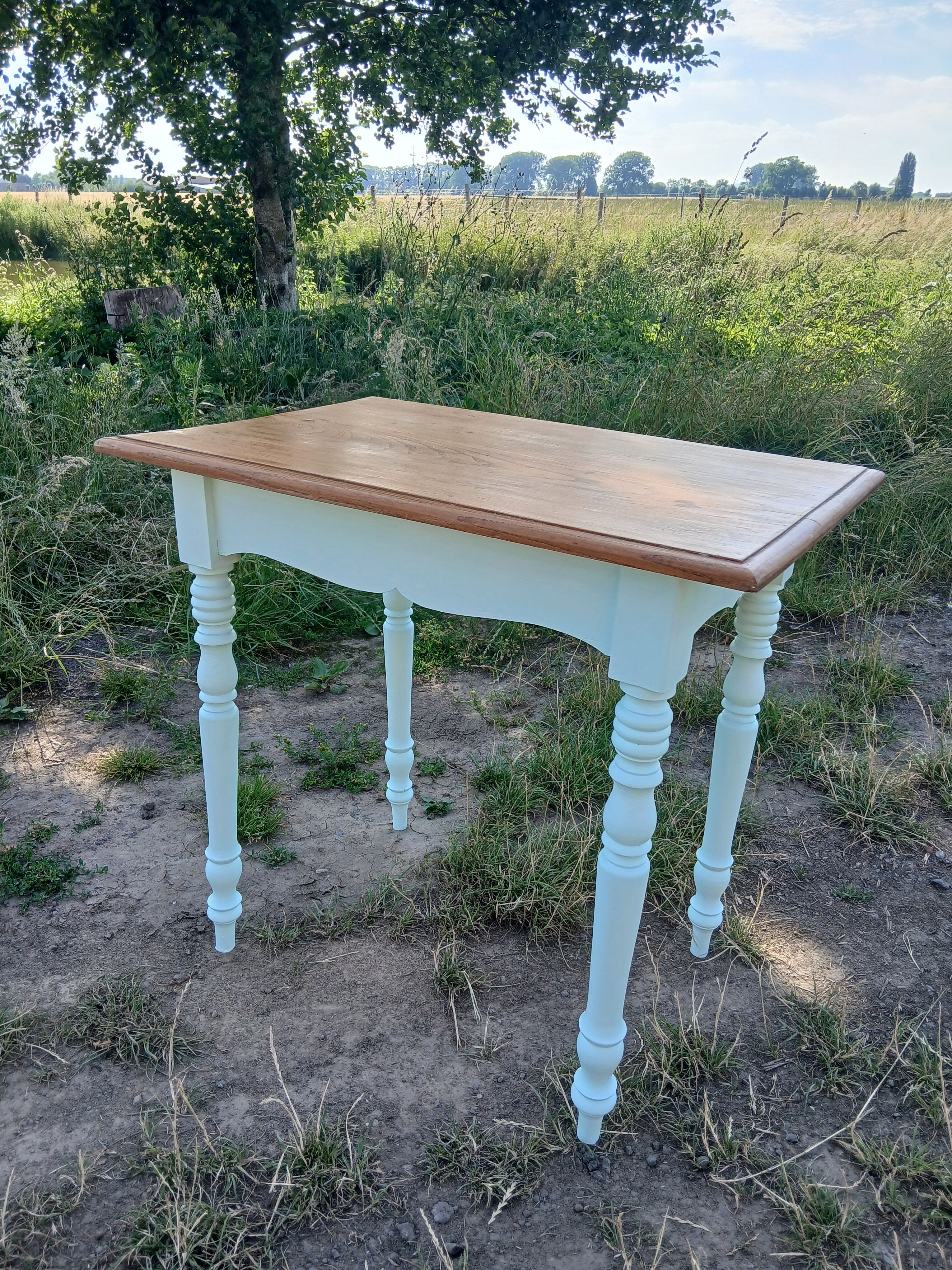 Table ancienne