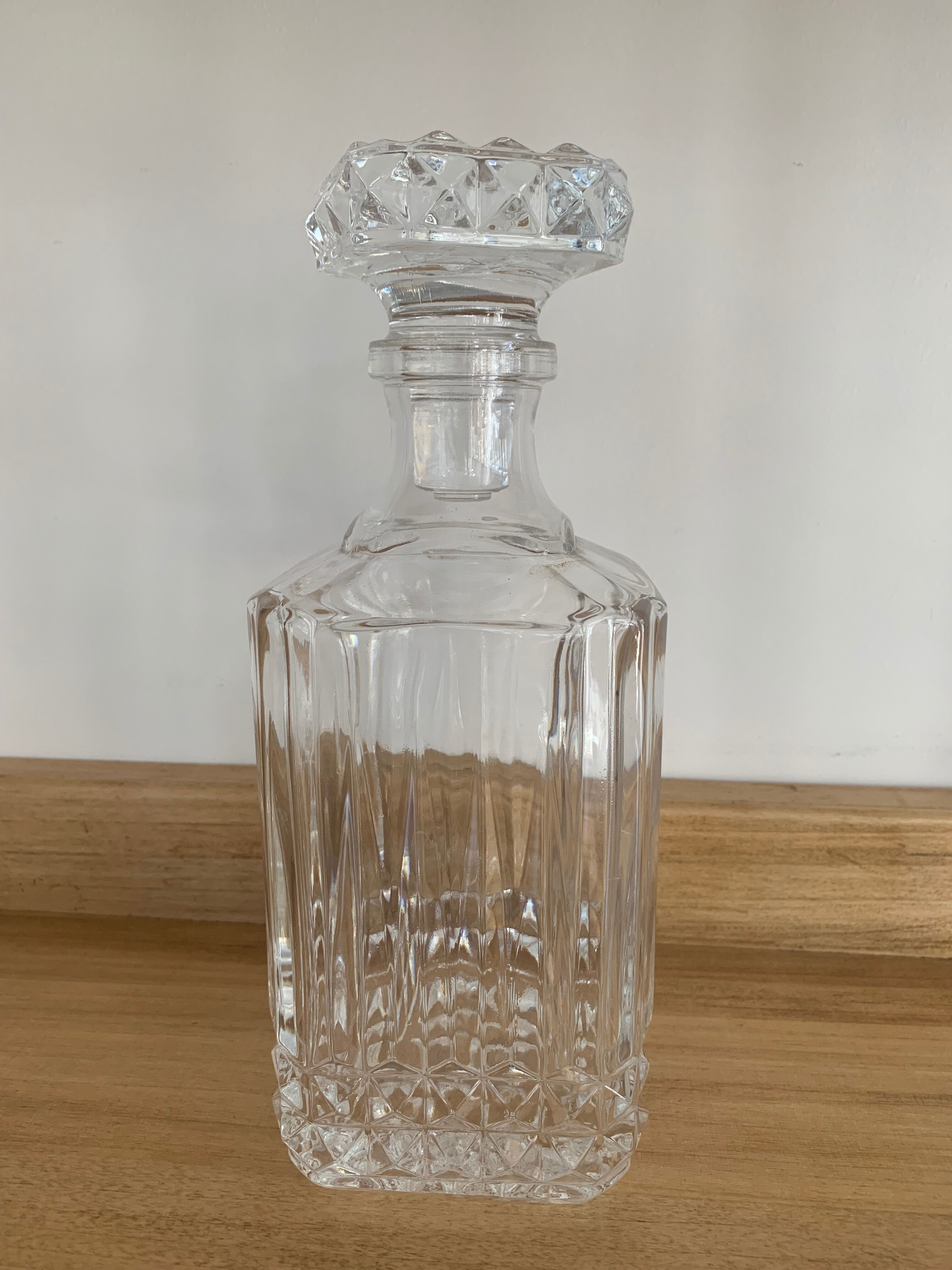 Whisky decanter RESERVED BHV