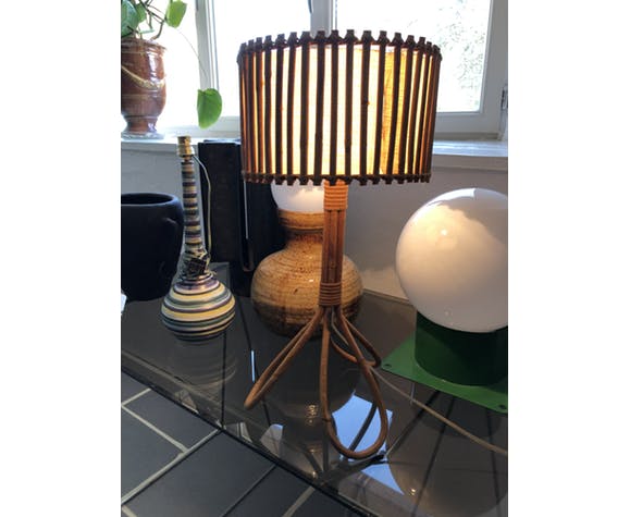 Vintage rattan tripod lamp
