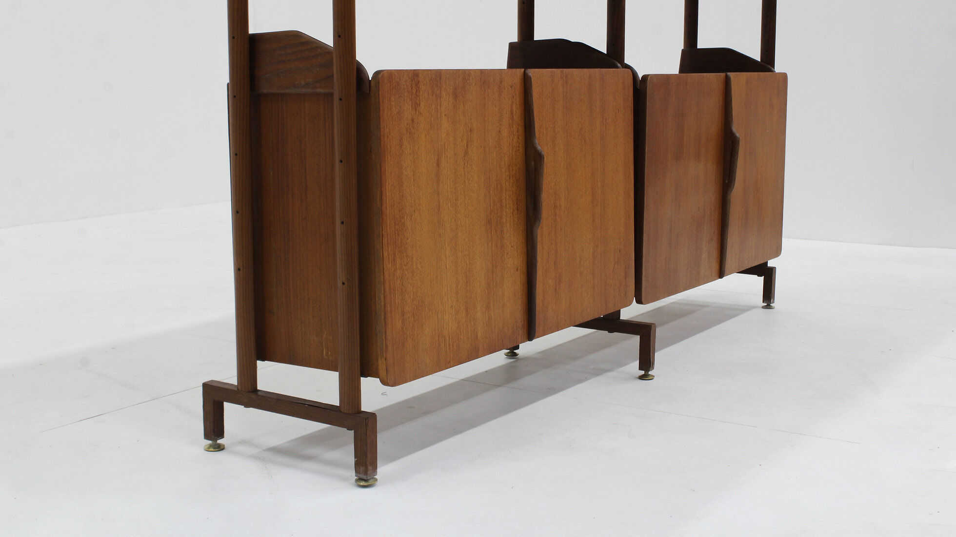 Vintage Italian mid-century bookcase wall cabinet from the 1960s, Italy.