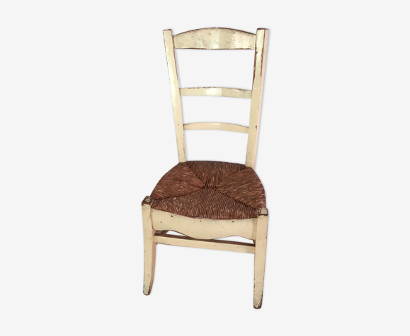 Chaise basse paillée