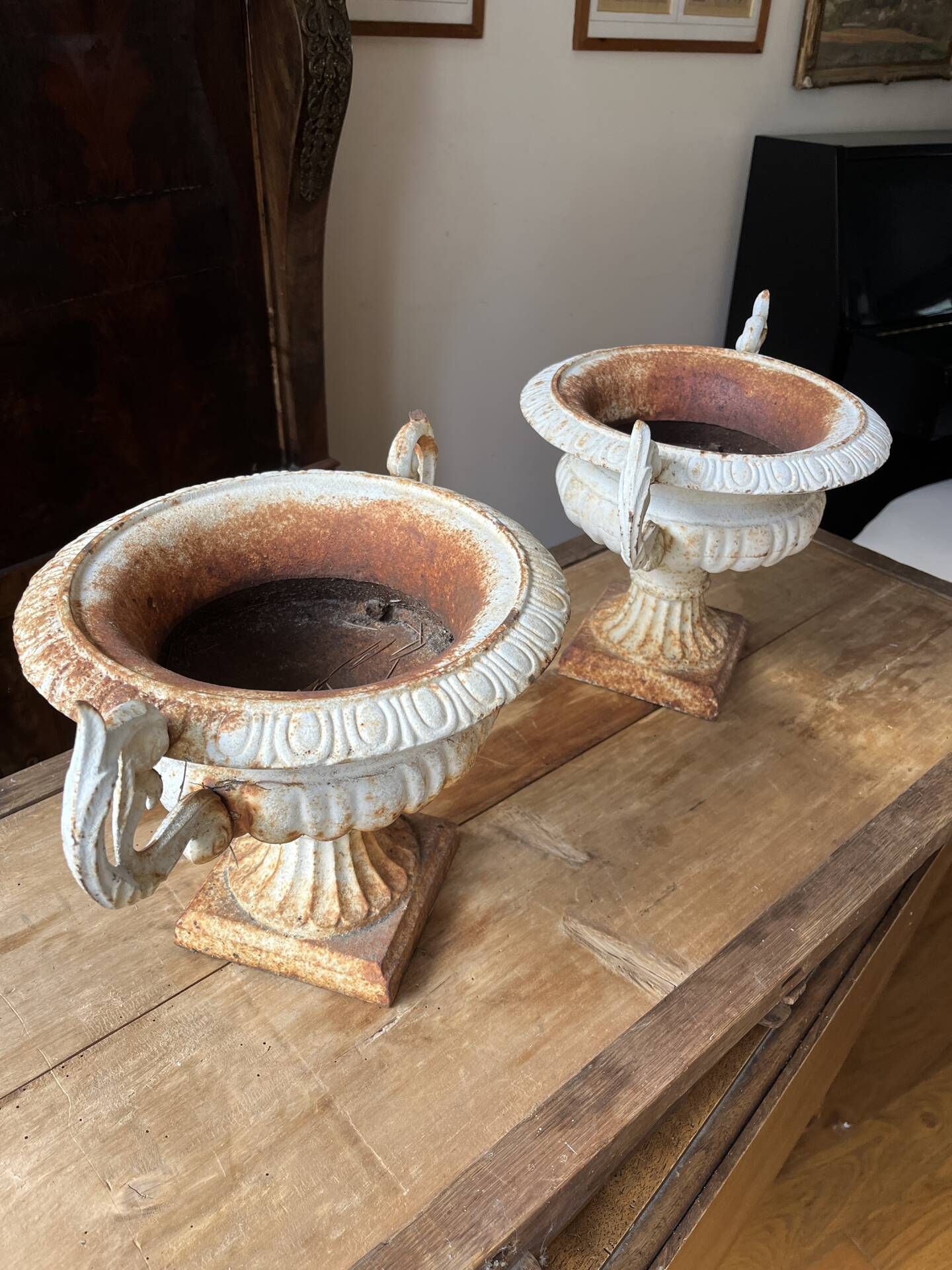 Vases Médicis blanc