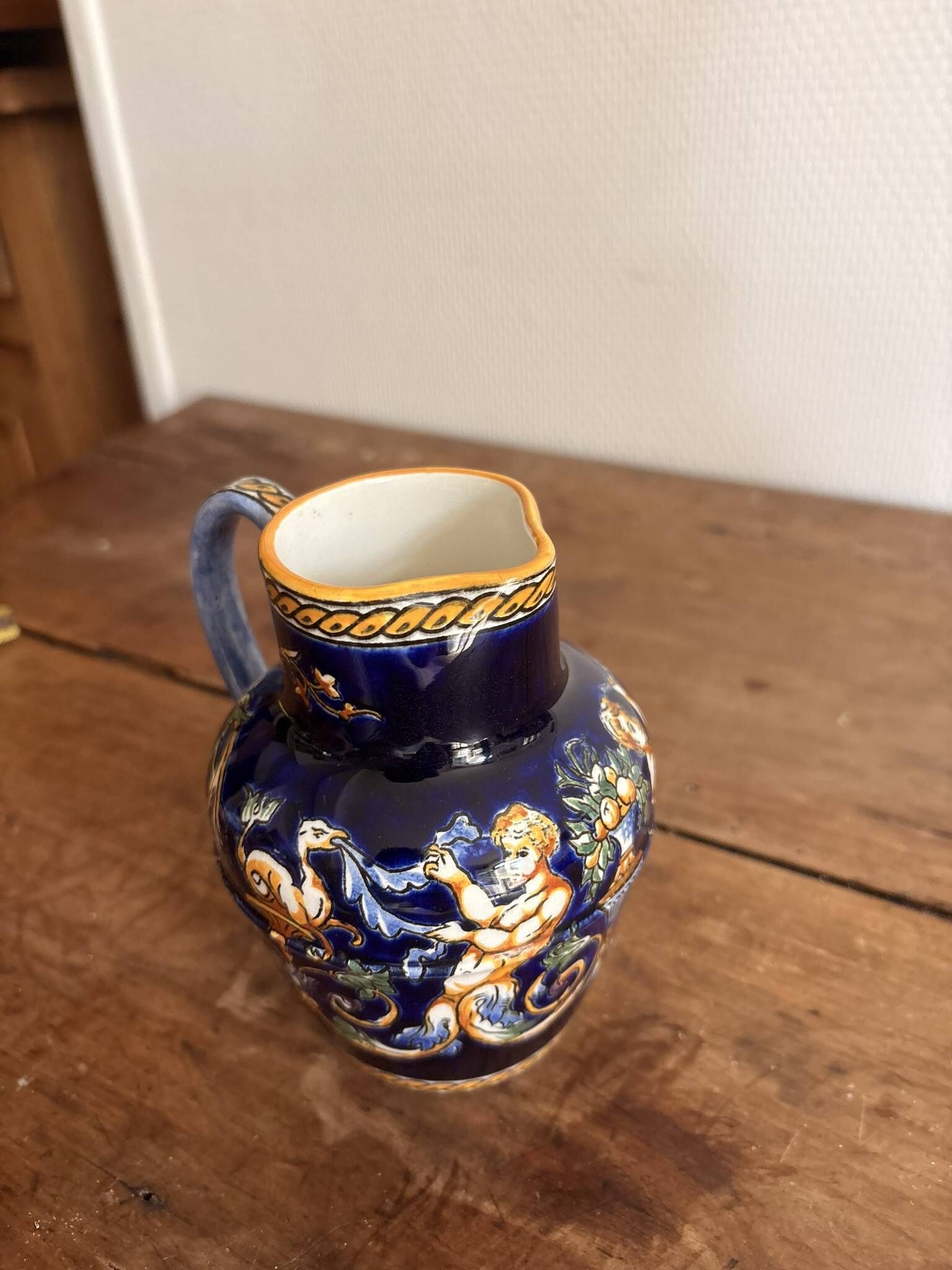 Pichet Milk Jug Creamer Earthenware Gien Renaissance Model Angel Cherub Putti