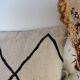 Coussin kilim berbere blanc et noir