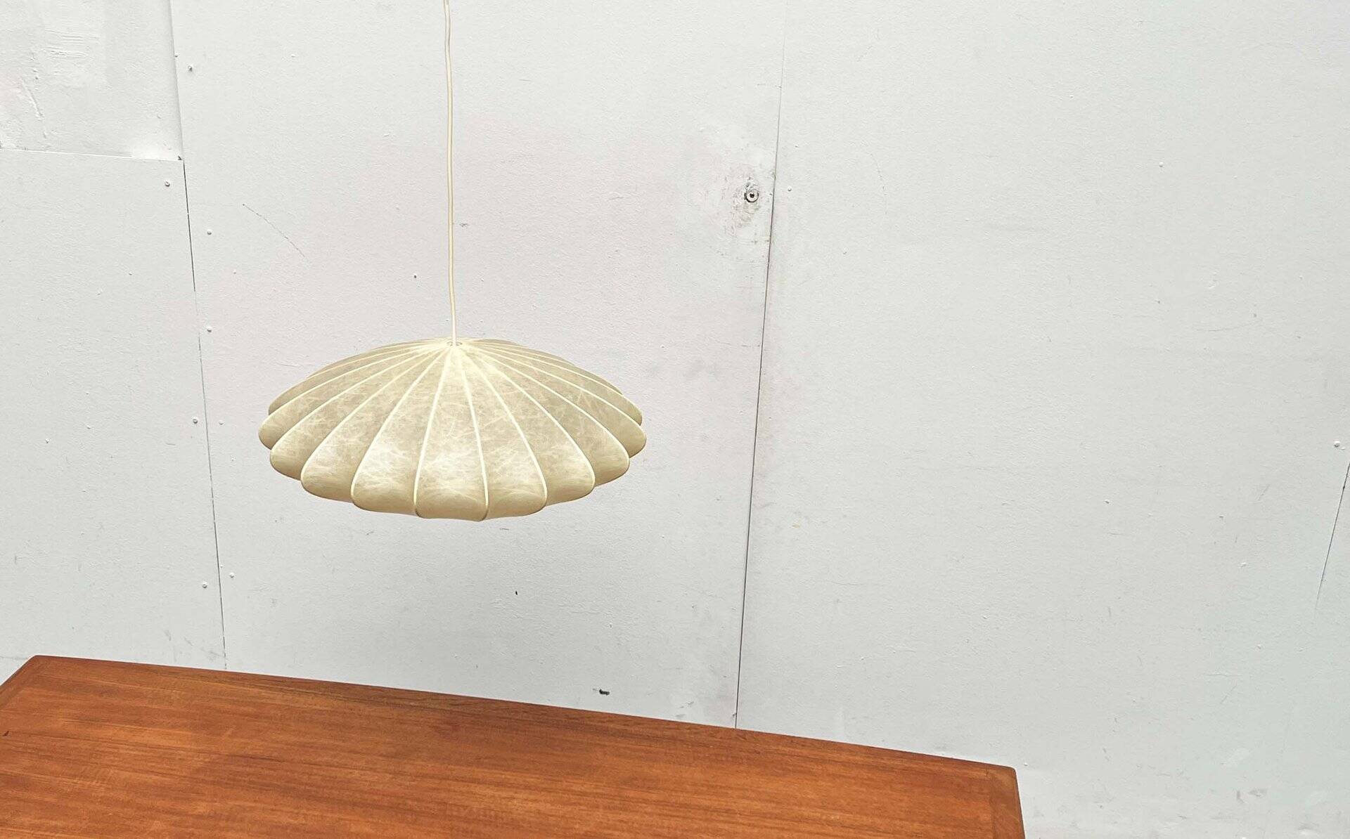 Modern UFO disc cocoon pendant lamp from the mid-century by Friedel Wauer for Goldkant Leuchten, Germany, 1960s.