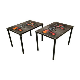 Pair of coffees tables