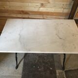 Bistro marble table