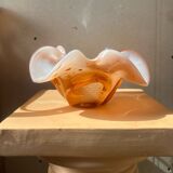 Cup / Empty pocket