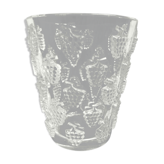 Crystal Lalique vase with grapes décor Malaga 1937