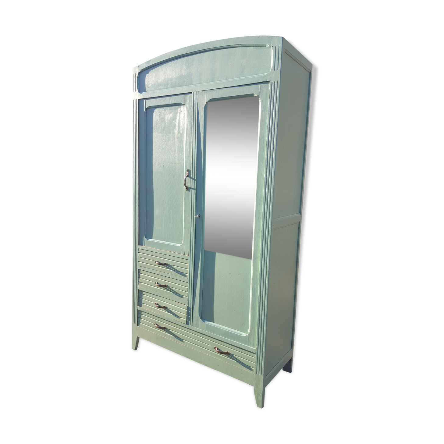 Vintage parisian wooden slip-up