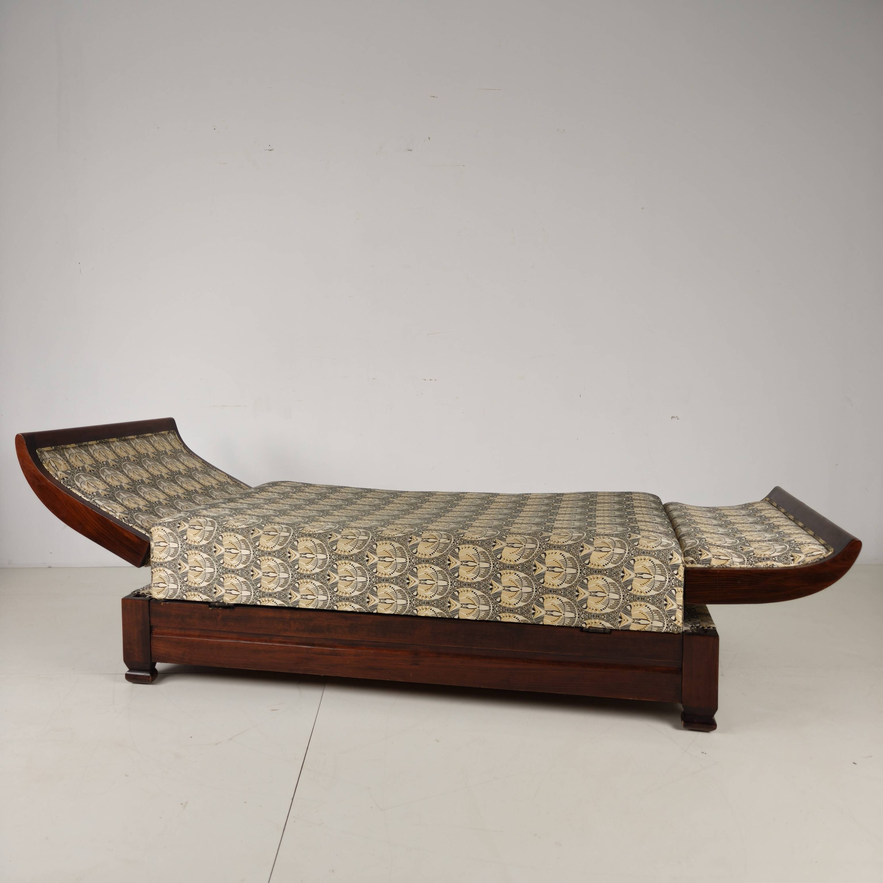 Art Deco Daybed with Hidden Storage & Adjustable Positions