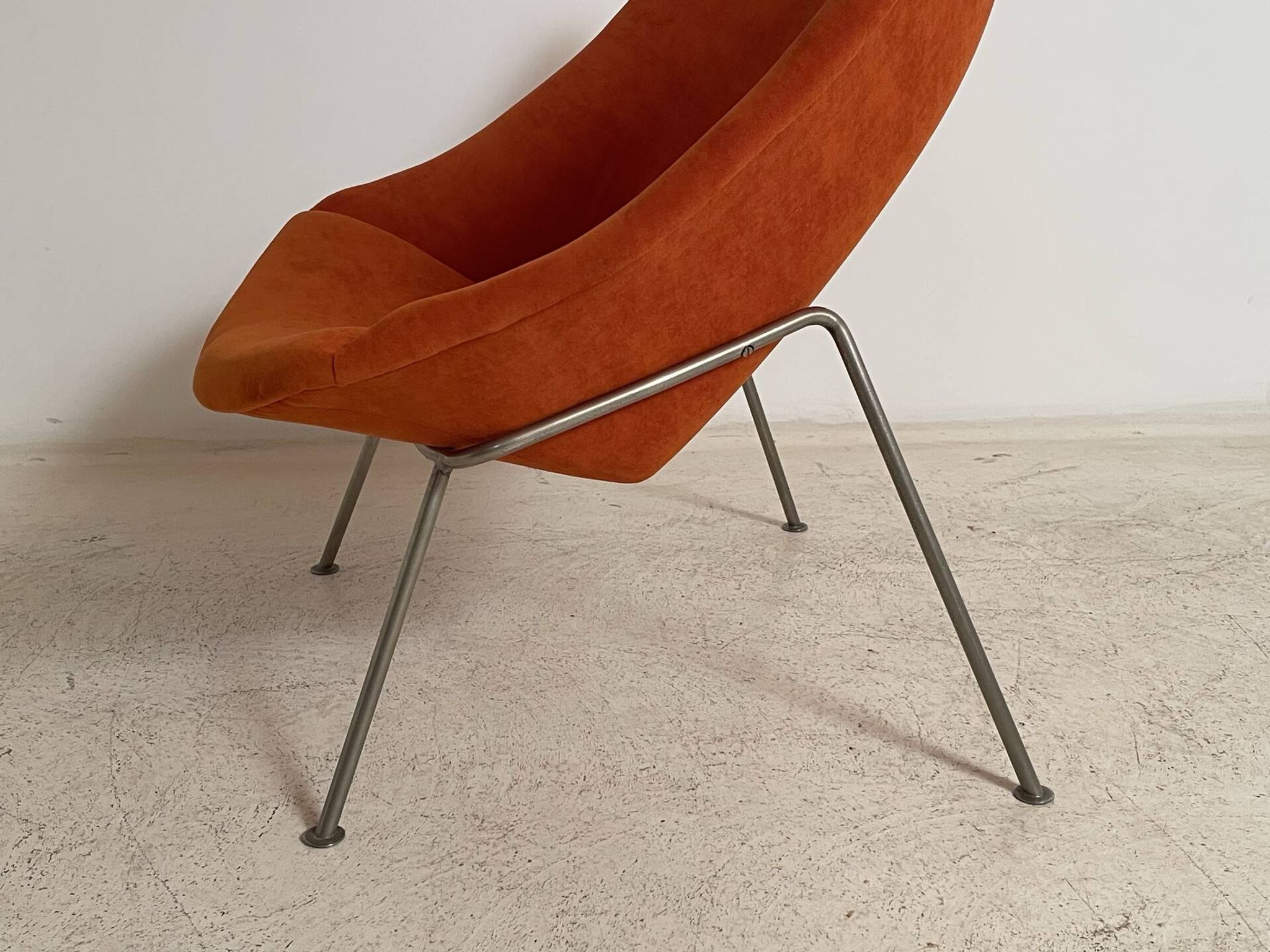 F156 armchair by Pierre Paulin Arifort 1960s