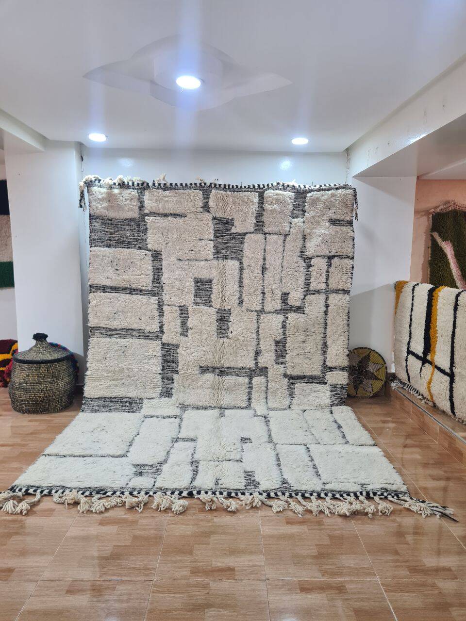 Handmade Beni Ouarain rug 300x200 cm