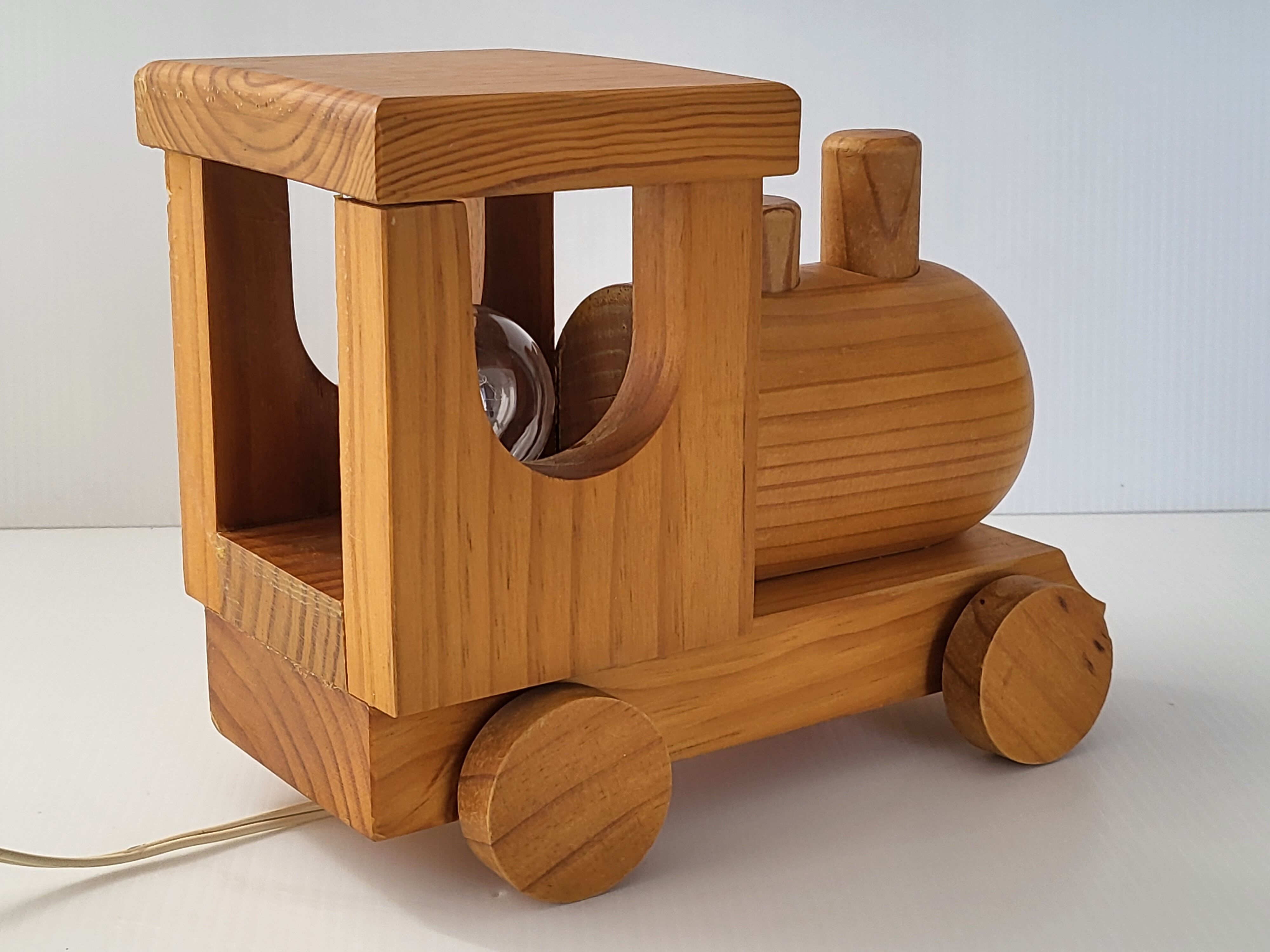 Vintage 1970 pine locomotive lamp