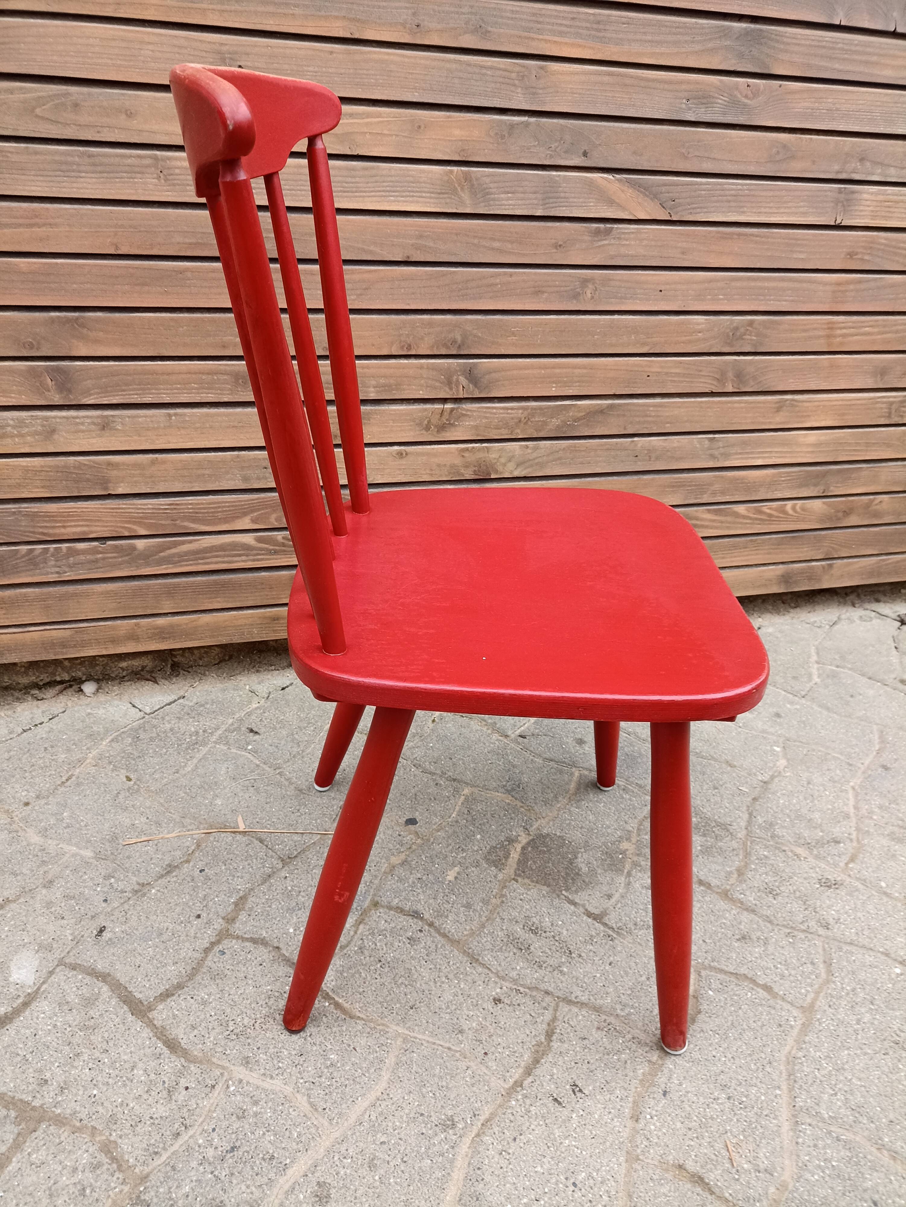 Lot vintage chairs