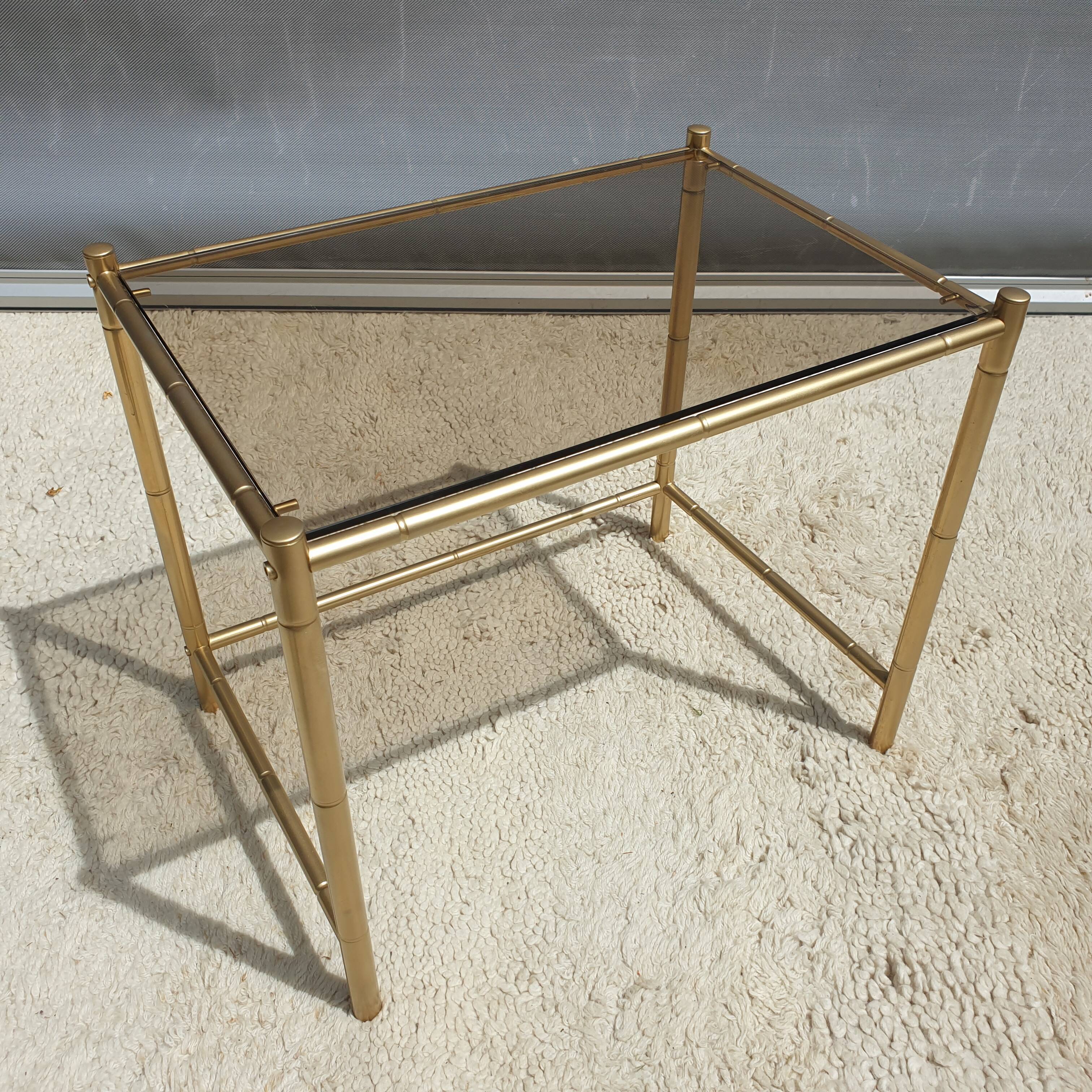 Table basse bambou verre fumé