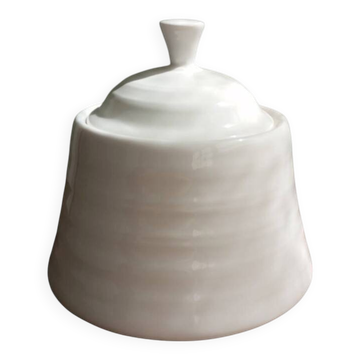 Sugar bowl