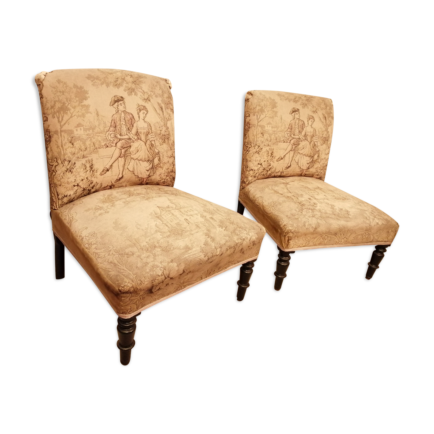 Pair of armchair