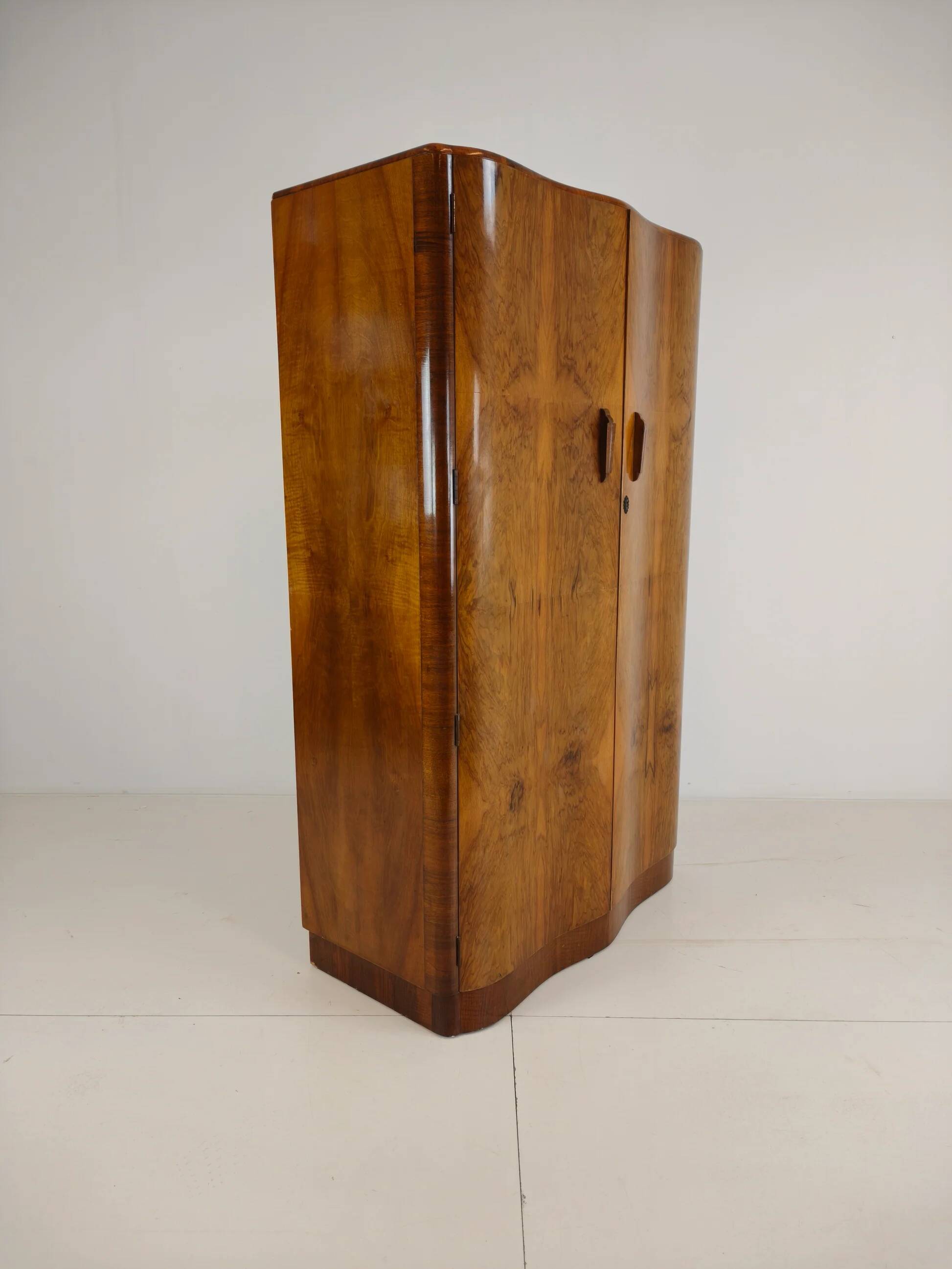 Superb English Art Deco wardrobe in burr walnut – 1930s