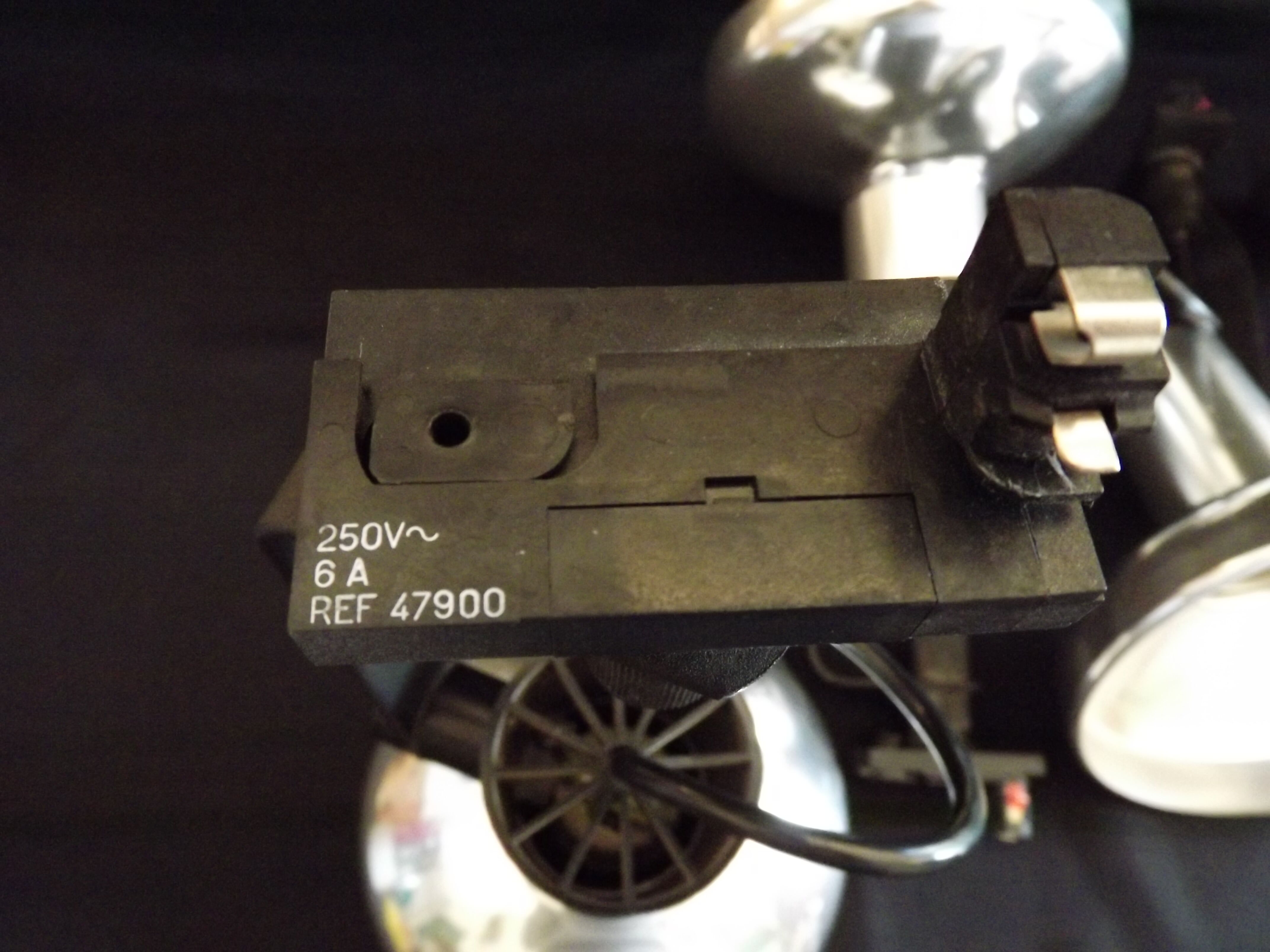 Series of 5 spots années 80