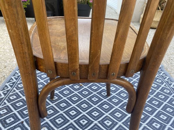 Ensemble de 8 chaises bistrot style Baumann bois courbé Annee 50/60
