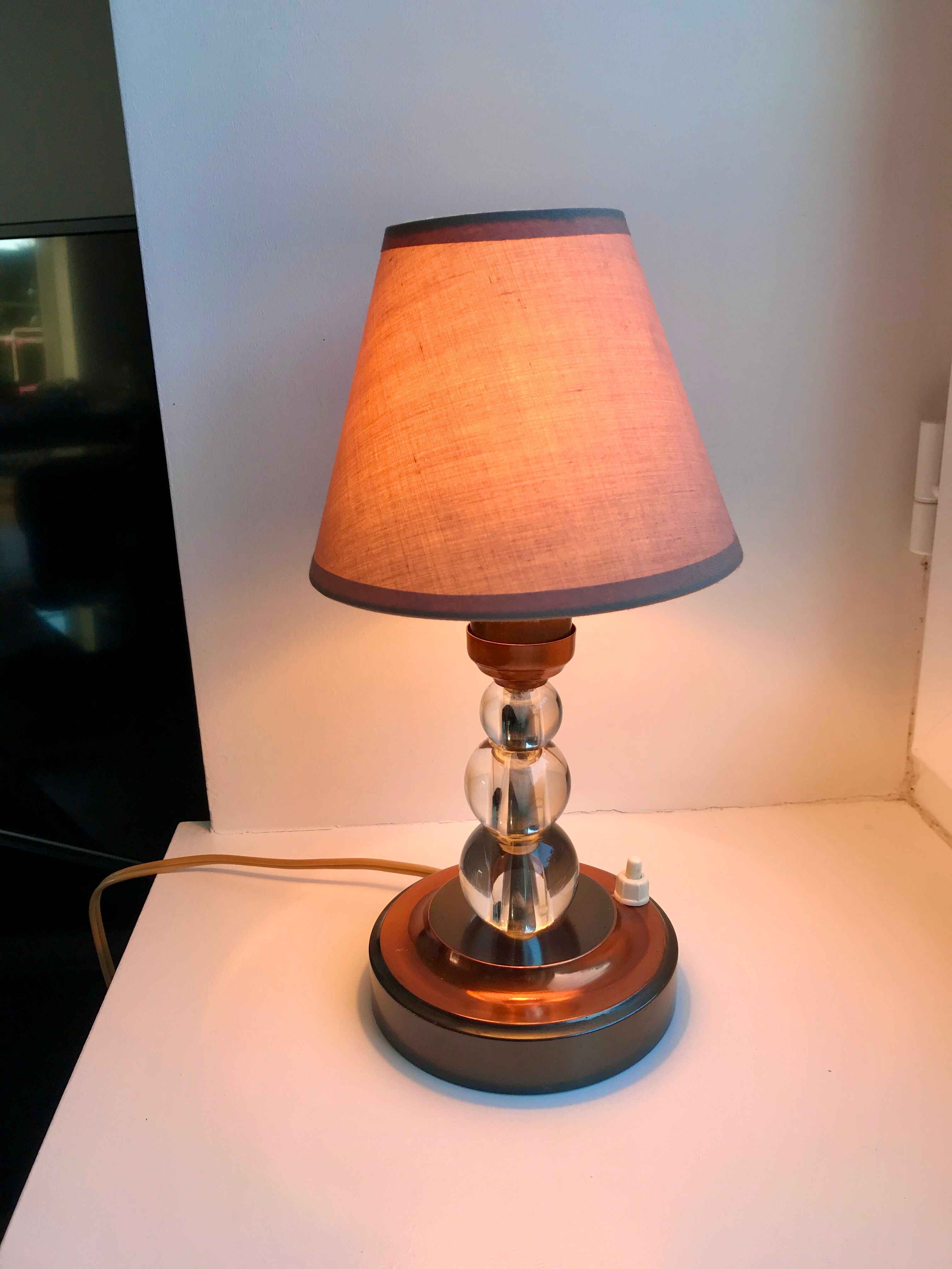 Lampe à poser en cuivre et verre art déco années 30