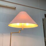 Adjustable floor lamp