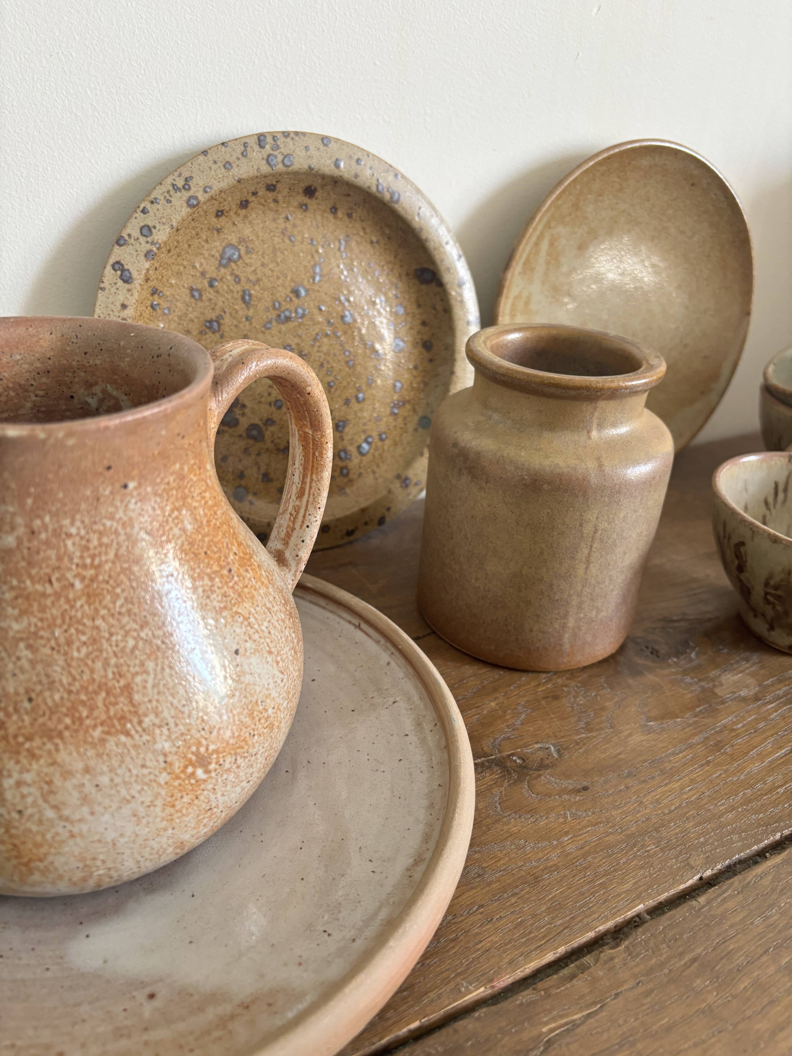 Set of French artisanal stoneware ceramics – 1960s