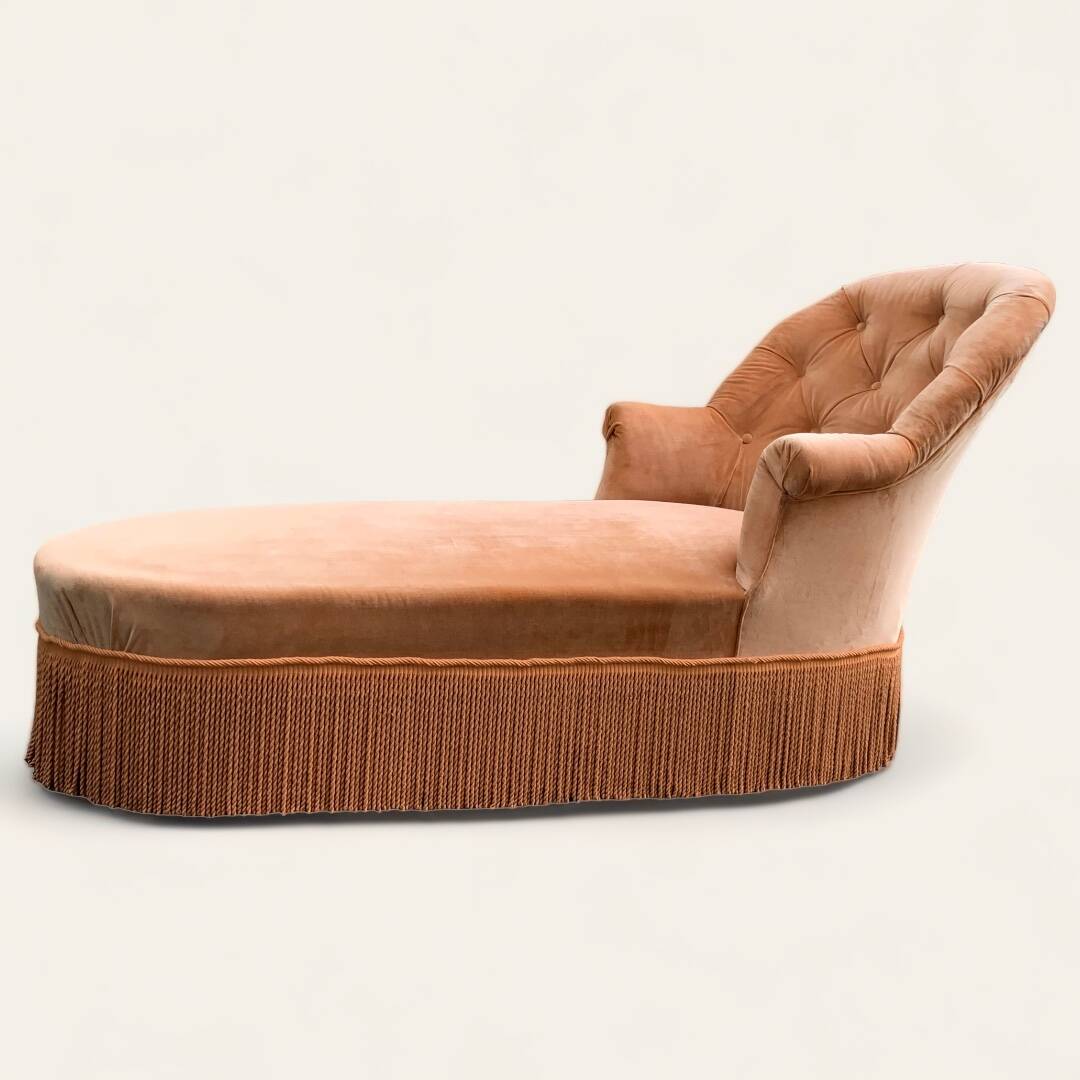 Napoleon III toad daybed in padded velvet 1950