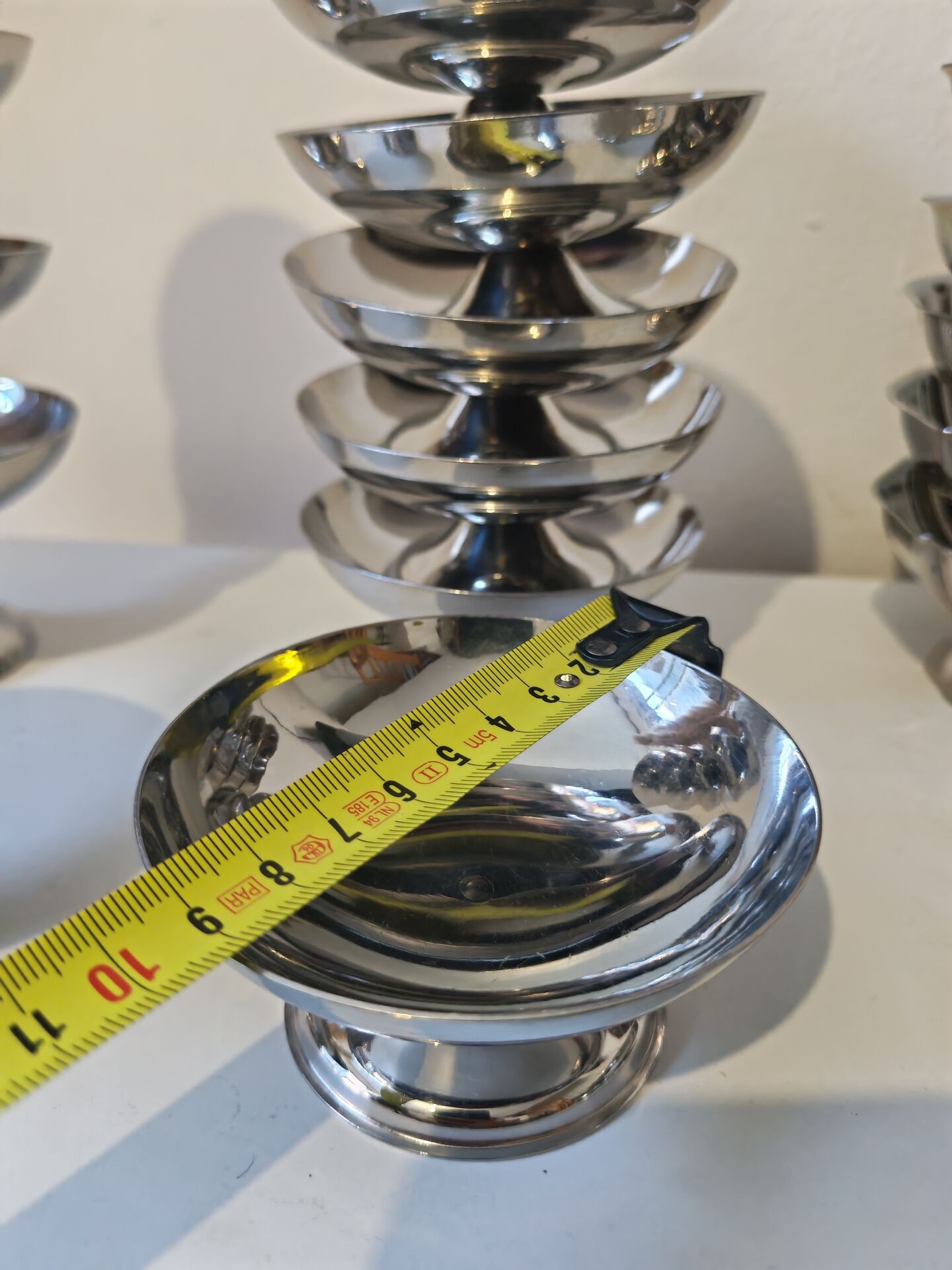 18 low sorbet cups in stainless steel chrome