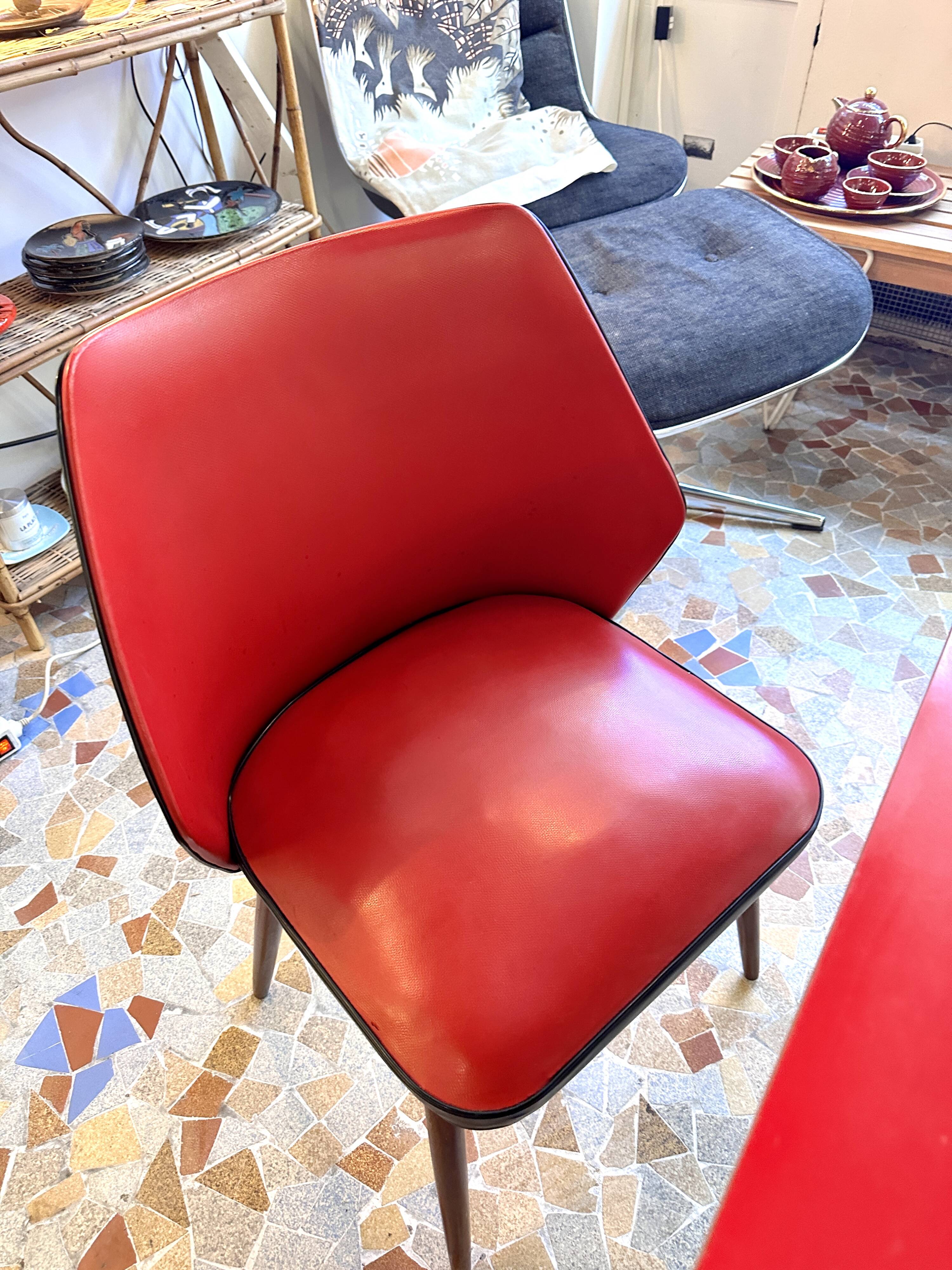 Chaise de bureau rouge