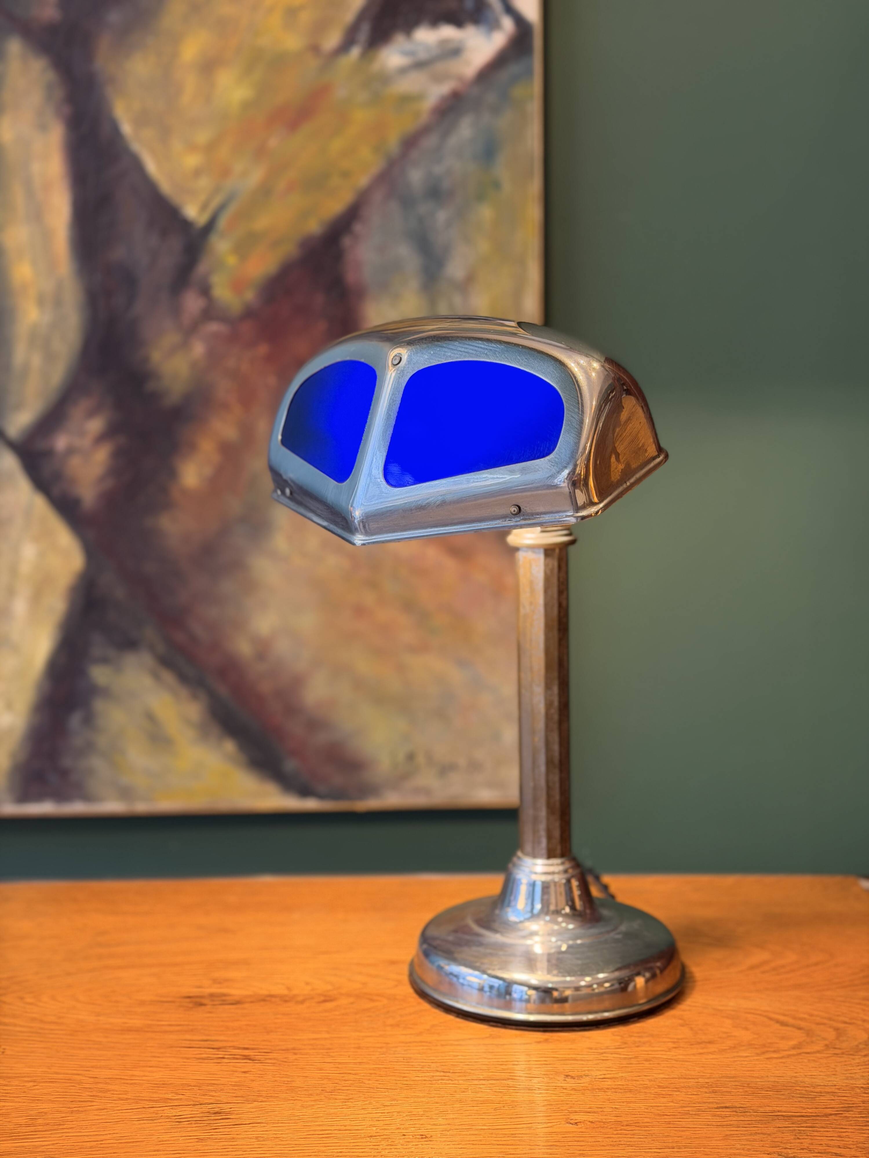 Adjustable Pirouette lamp from the 1930s in chrome metal.