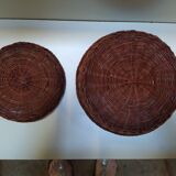 Pair of round dishes for the oven